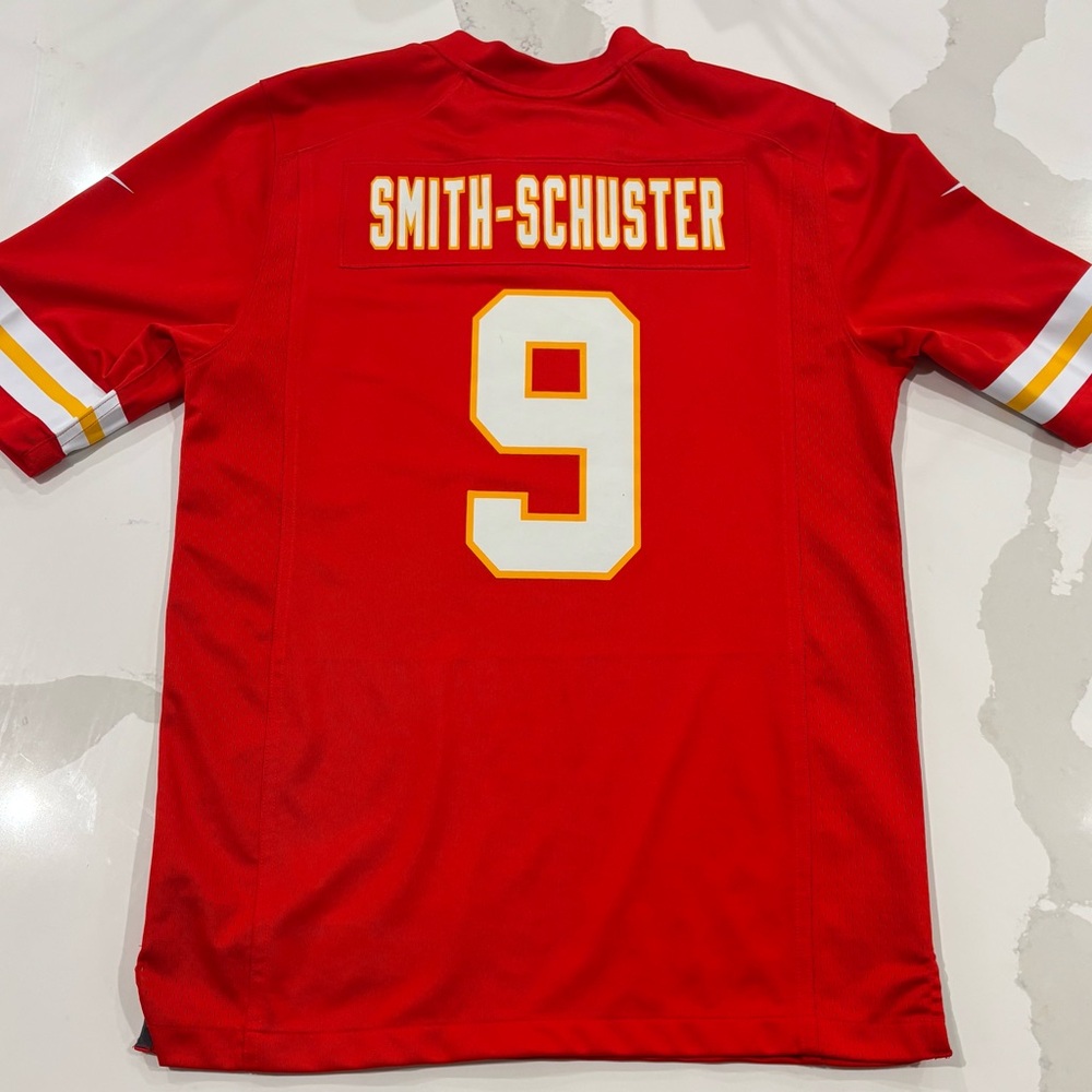 Smith-Schuster Kansas City Chiefs Nike football jersey in like new condition.